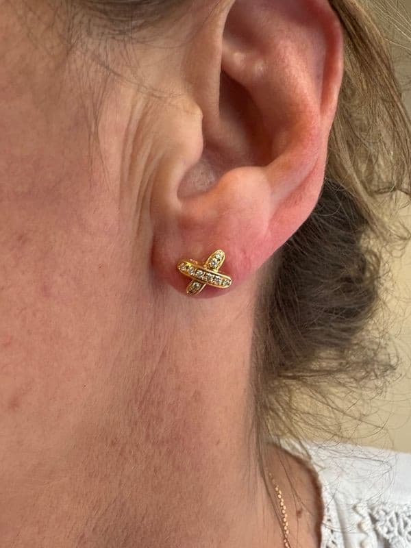 BOUCLES D'OREILLES CHAUMET "JEU DE LIENS" — vue 2