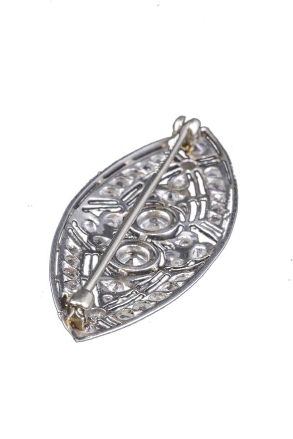 BROCHE DIAMANTS ART-DÉCO — vue 2