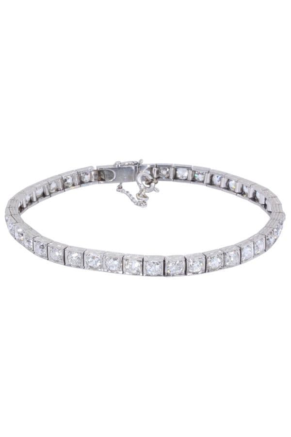 BRACELET LIGNE DIAMANTS ANCIEN