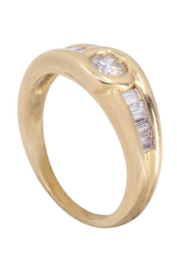 BAGUE MODERNE DIAMANTS — vue 3