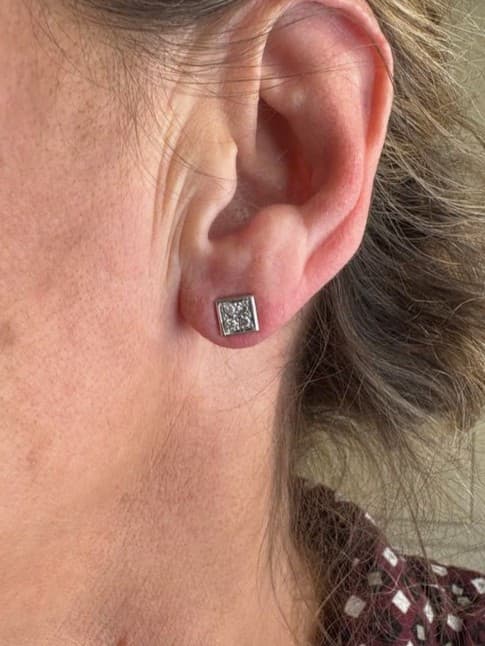 CLOUS CARRÉS DIAMANTS — vue 2