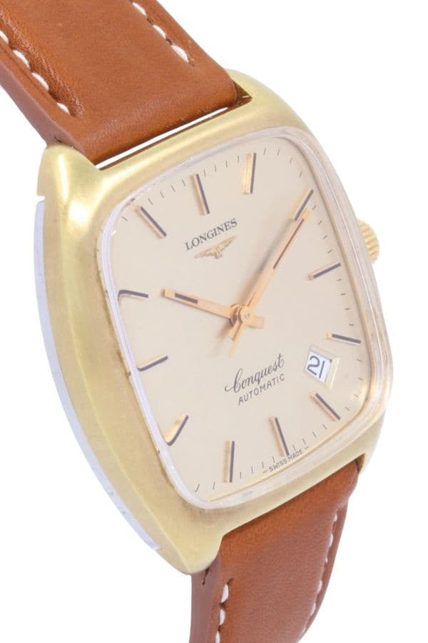 LONGINES CONQUEST AUTOMATIC — vue 3