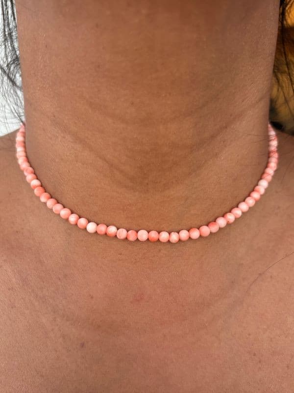 COLLIER ANCIEN CORAIL — vue 2
