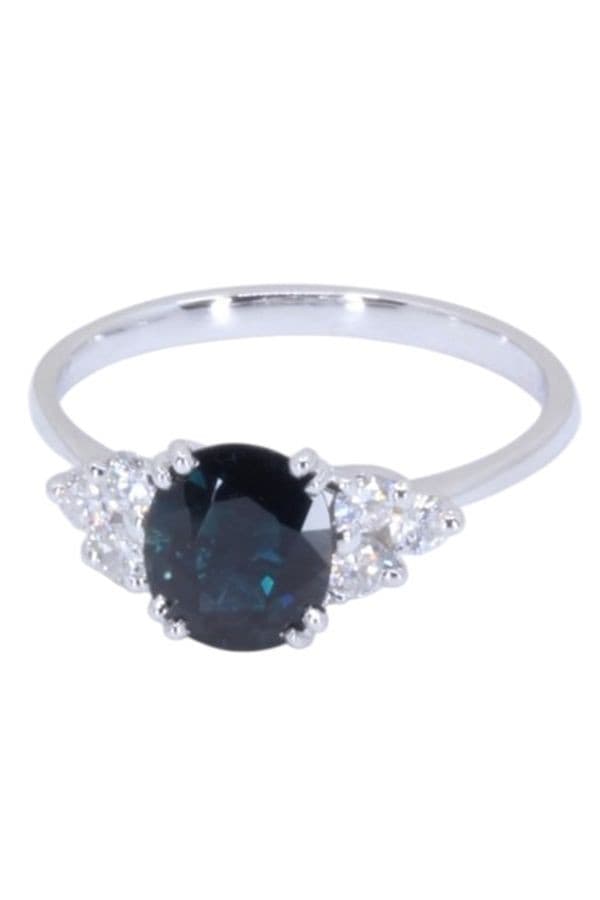 BAGUE MODERNE SAPHIR ET DIAMANTS — vue 6