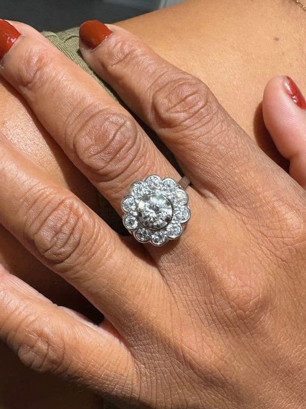 BAGUE MARGUERITE DIAMANTS — vue 2