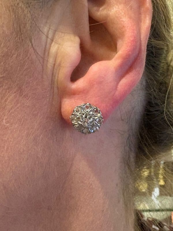 BOUCLES D'OREILLES MARGUERITE DIAMANTS — vue 2