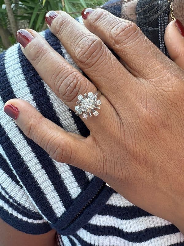 BAGUE FLEUR DIAMANTS — vue 2