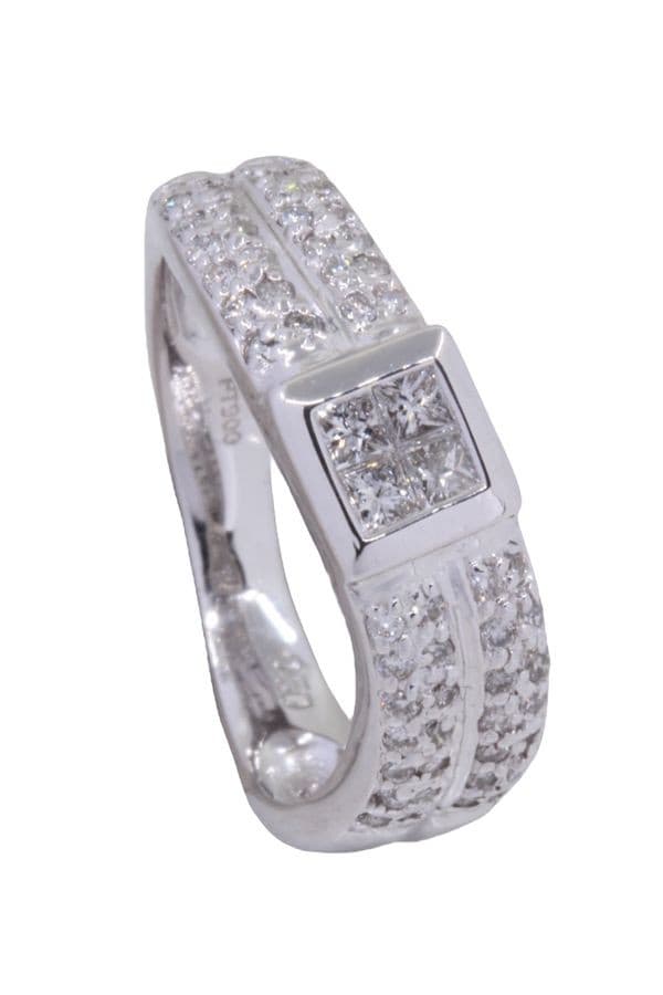 BAGUE PLATINE ET DIAMANTS — vue 5