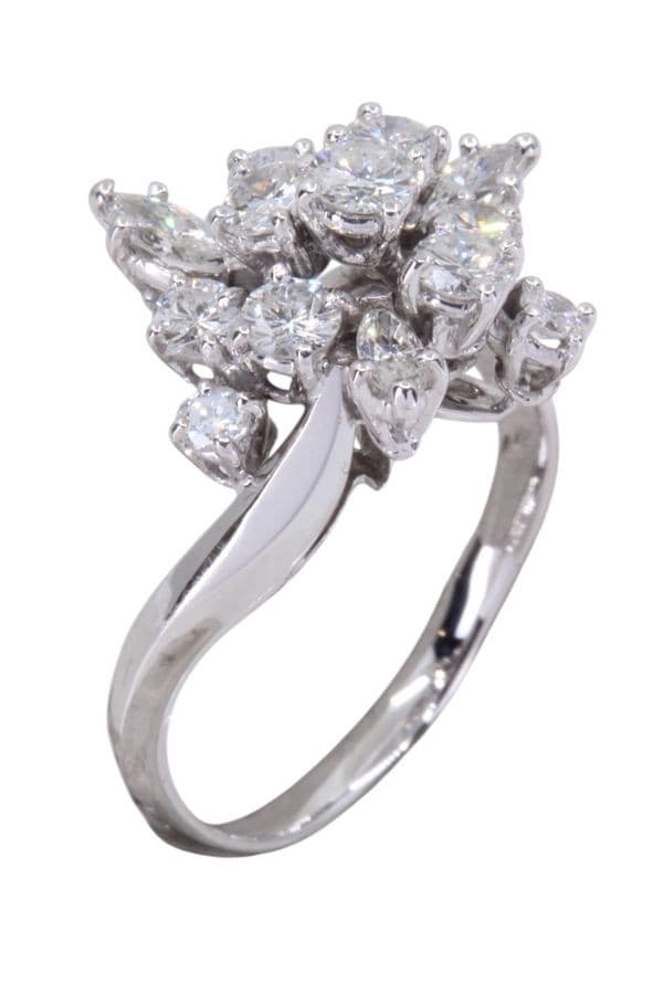 BAGUE ANCIENNE DIAMANTS — vue 3