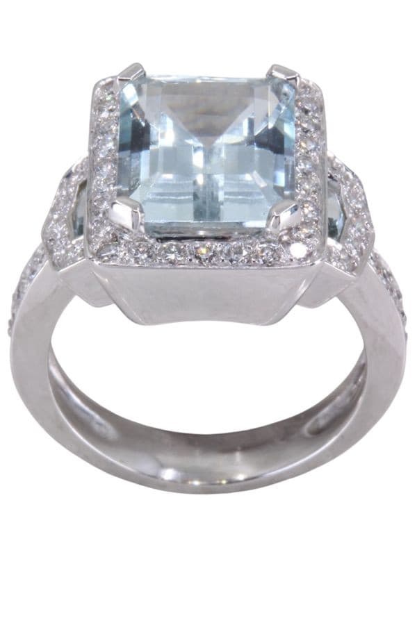 BAGUE AIGUE-MARINE ET DIAMANTS — vue 1