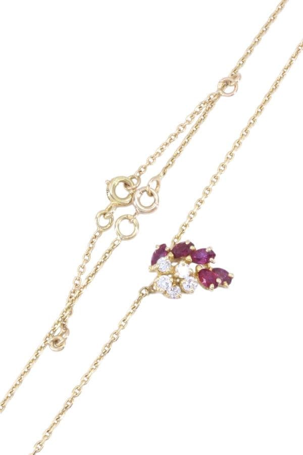 COLLIER CENTRE RUBIS ET DIAMANTS — vue 3