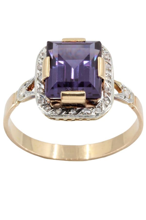 BAGUE ANCIENNE AMÉTHYSTE ET DIAMANTS — vue 1