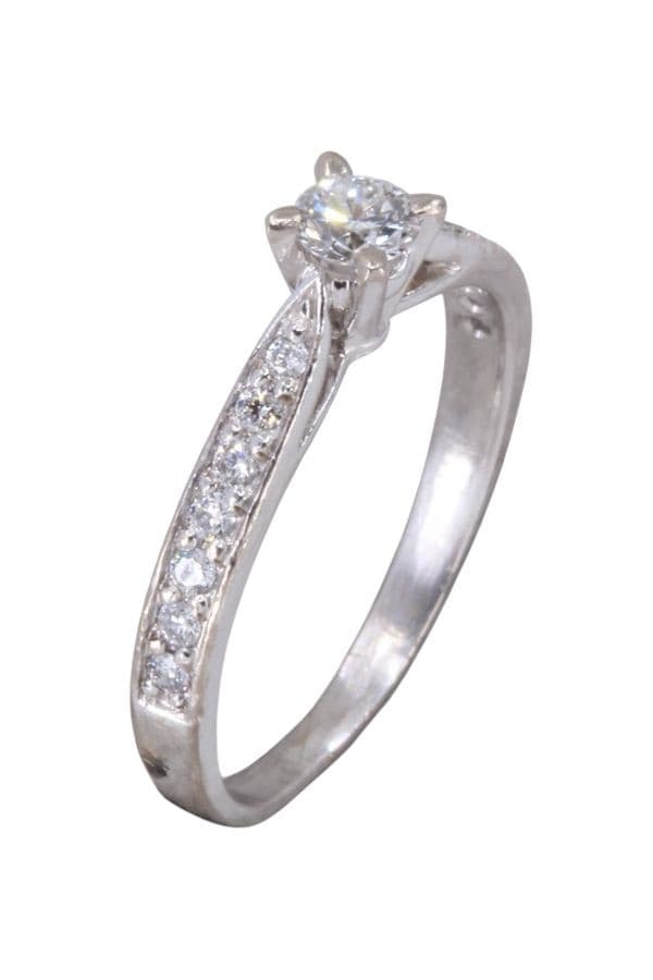 SOLITAIRE MODERNE DIAMANTS — vue 3