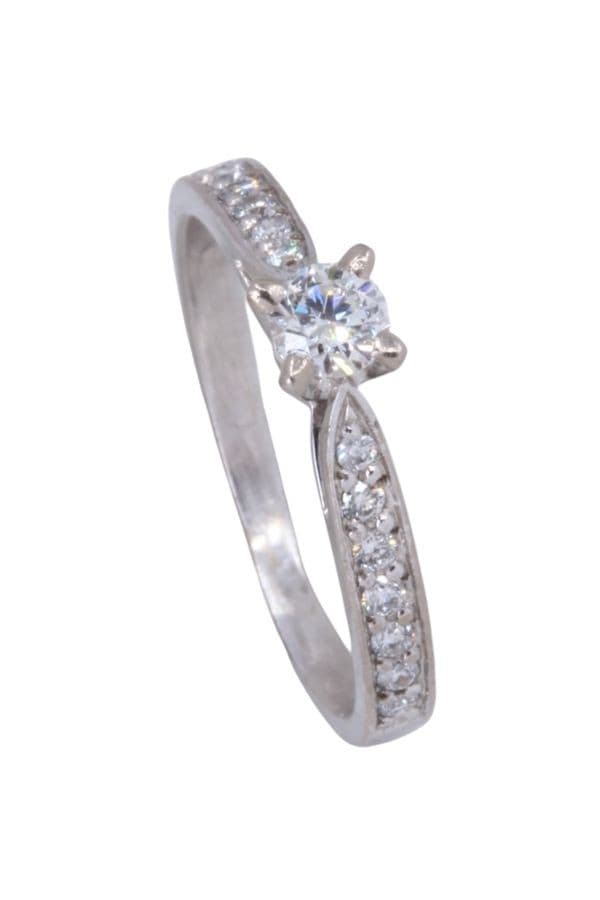 SOLITAIRE MODERNE DIAMANTS — vue 5