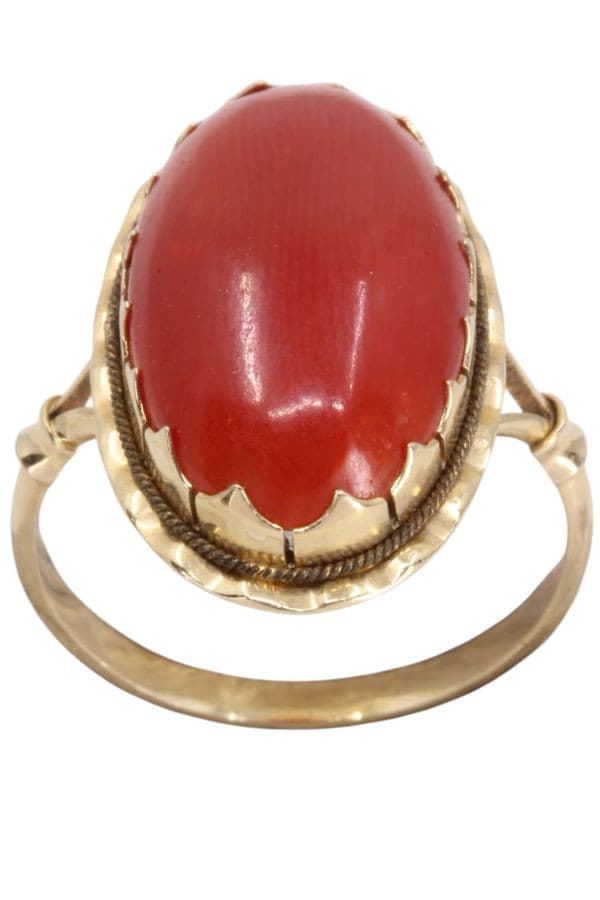 BAGUE ANCIENNE CORAIL — vue 1