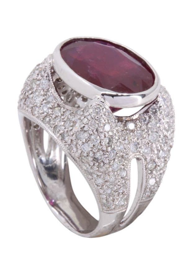 BAGUE RUBIS ET PAVAGE DIAMANTS — vue 4