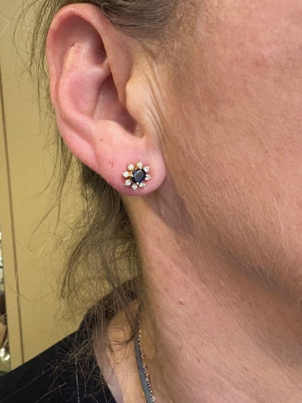 BOUCLES D'OREILLES MARGUERITE DIAMANTS — vue 2