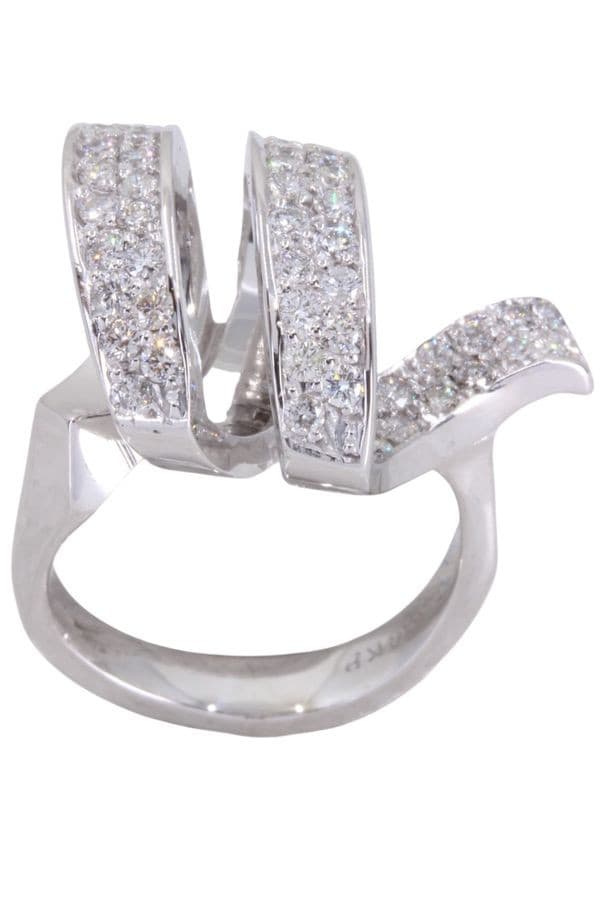 BAGUE MODERNE PAVAGE DIAMANTS
