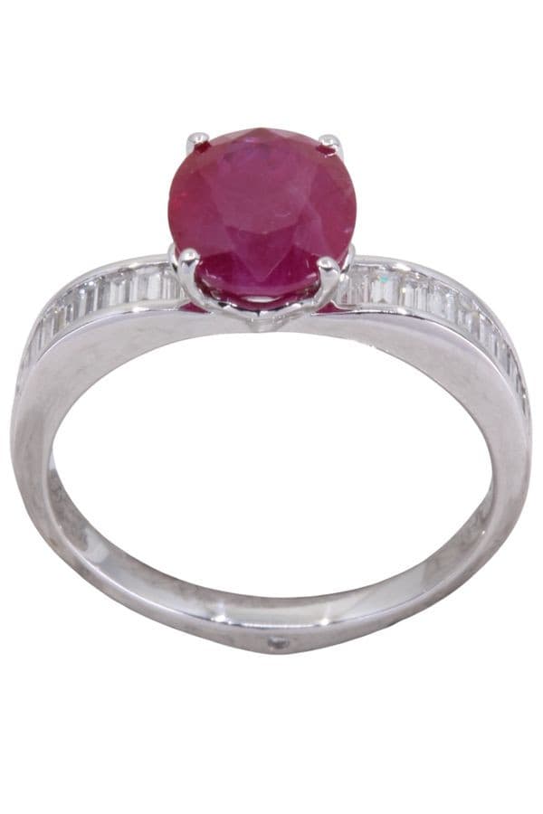 BAGUE MODERNE RUBIS ET DIAMANTS