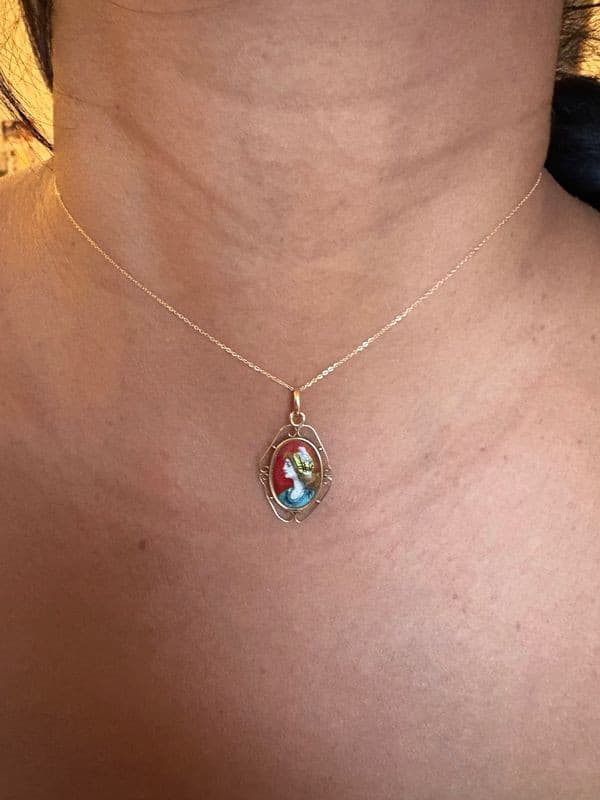 PENDENTIF ÉMAIL DE LIMOGES — vue 2
