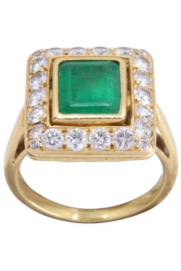 BAGUE ÉMERAUDE ET DIAMANTS — vue 1