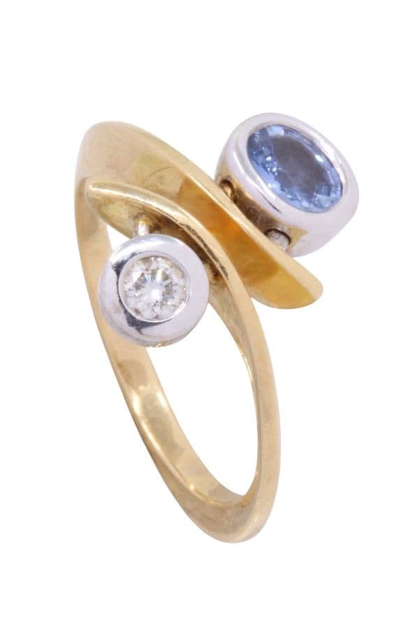 BAGUE 2 ORS SAPHIR ET DIAMANT — vue 4
