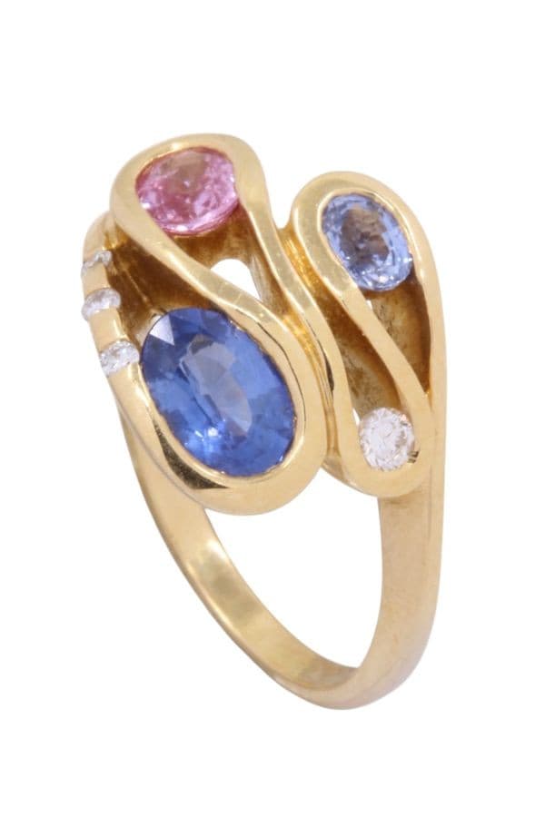BAGUE SAPHIRS ROSE, BLEUS ET DIAMANTS — vue 4