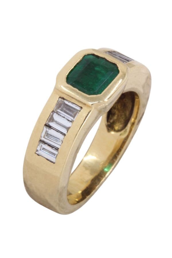 BAGUE EMERAUDE ET DIAMANTS — vue 3