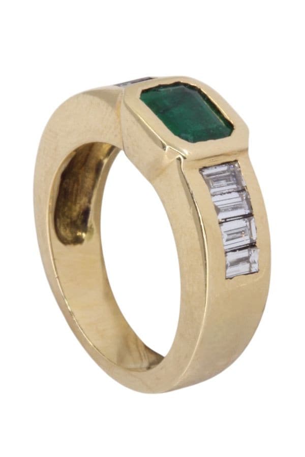 BAGUE EMERAUDE ET DIAMANTS — vue 4
