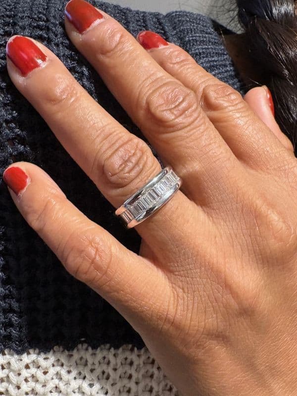 BAGUE MODERNE DIAMANTS — vue 2