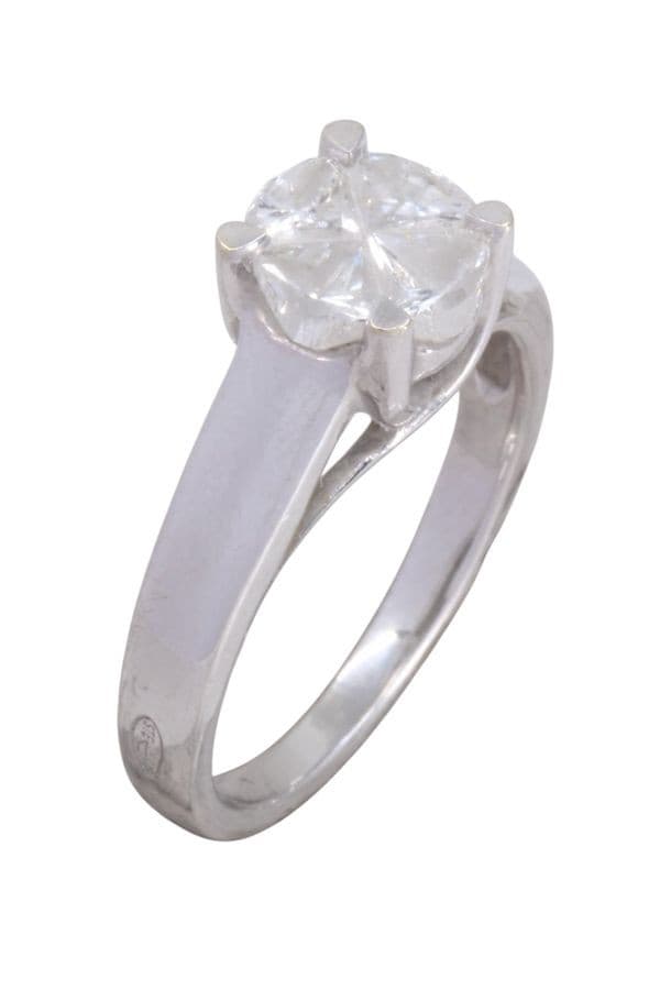 BAGUE  DIAMANTS STYLE SOLITAIRE — vue 3
