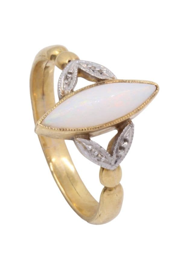 BAGUE ANCIENNE OPALE — vue 5
