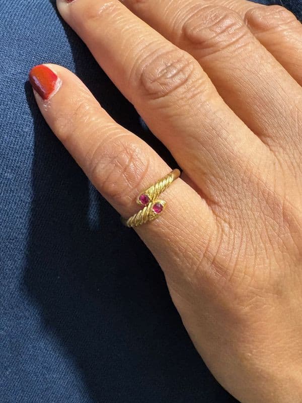 BAGUE SERPENT RUBIS — vue 2