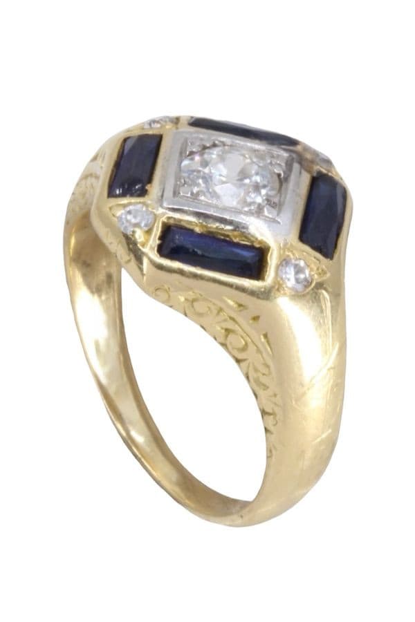 BAGUE ANCIENNE SAPHIRS ET DIAMANTS — vue 4