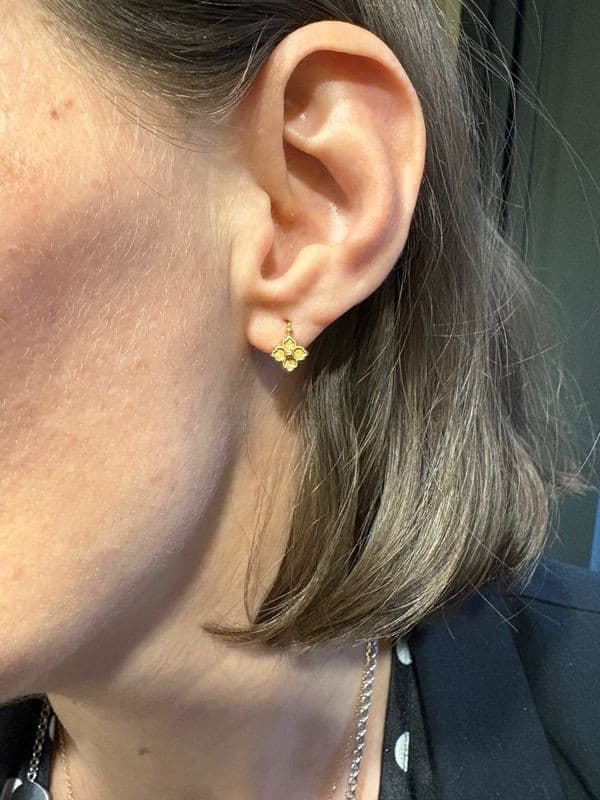BOUCLES D'OREILLES DORMEUSES ANCIENNES — vue 2