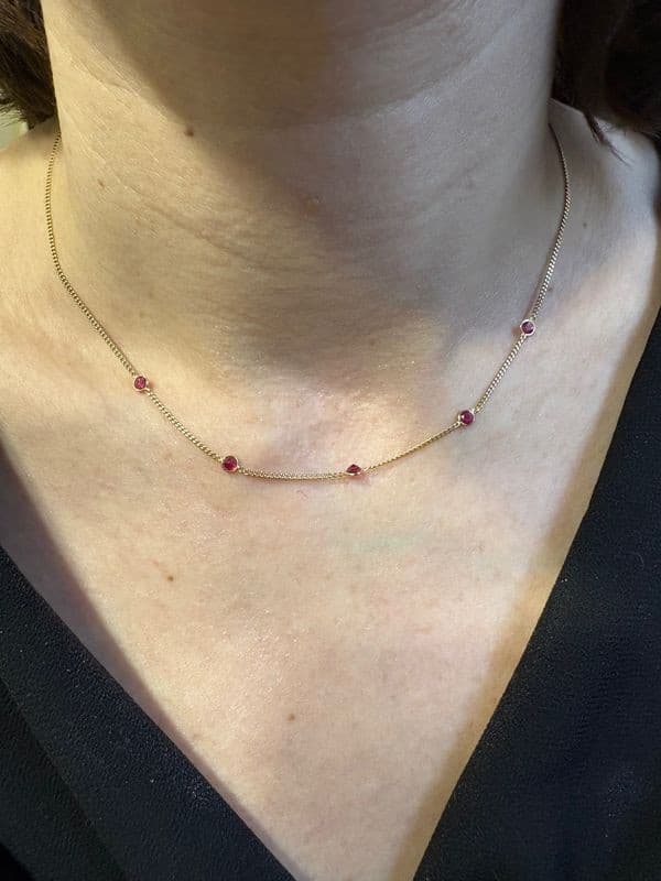 COLLIER CHAINE GOURMETTE RUBIS — vue 2