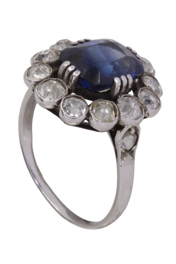 BAGUE POMPADOUR SAPHIR ET DIAMANTS — vue 4