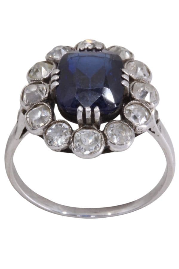 BAGUE POMPADOUR SAPHIR ET DIAMANTS