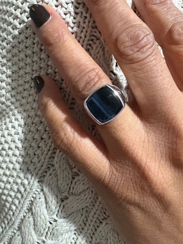 CHEVALIÈRE ARGENT ET LARVIKITE — vue 2