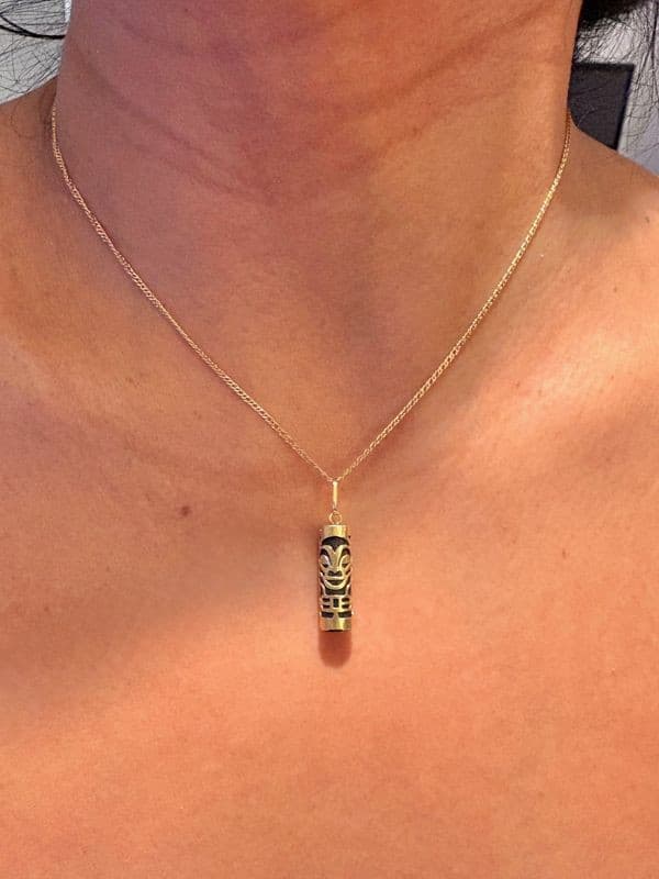 PENDENTIF TIKI — vue 2