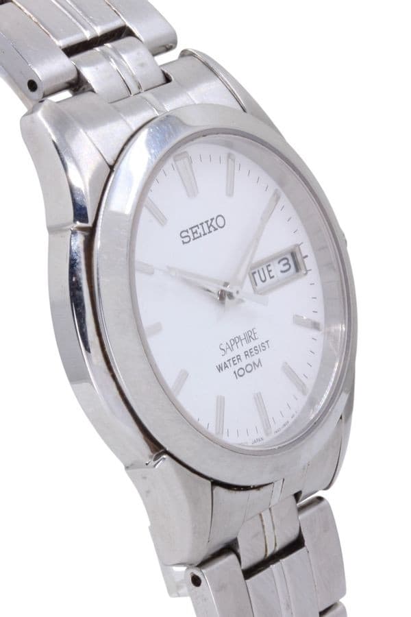 SEIKO CLASSIQUE — vue 3