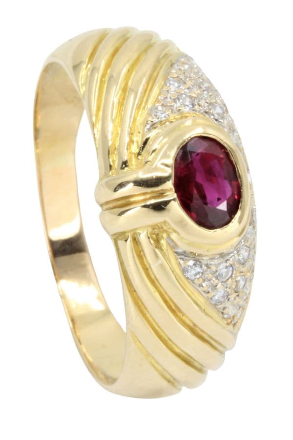 BAGUE MODERNE RUBIS ET DIAMANTS — vue 6