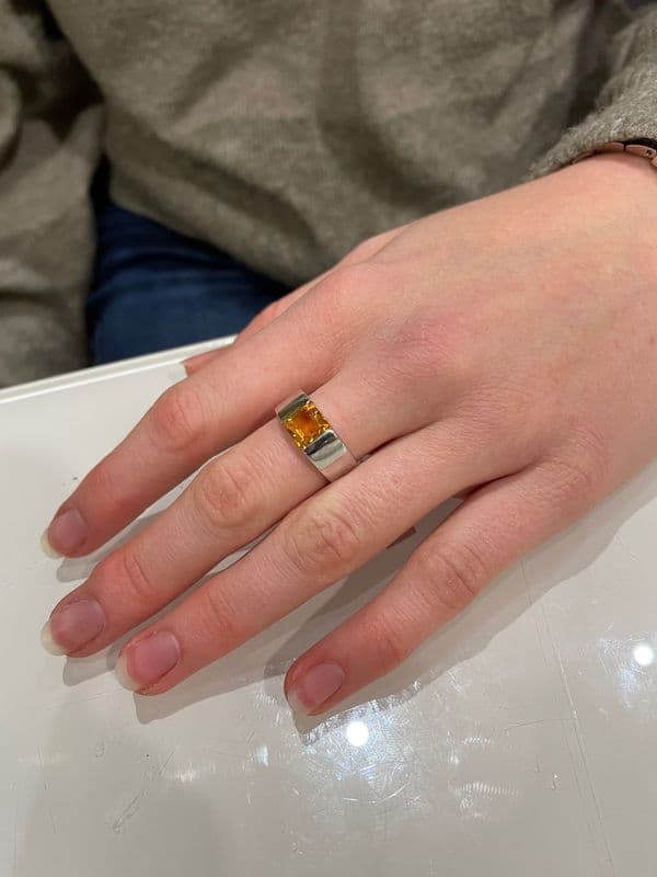 BAGUE MODERNE CITRINE MANDARINE — vue 2