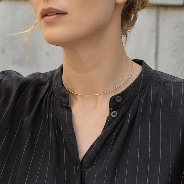 COLLIER RIGIDE FIL MODERNE — vue 2