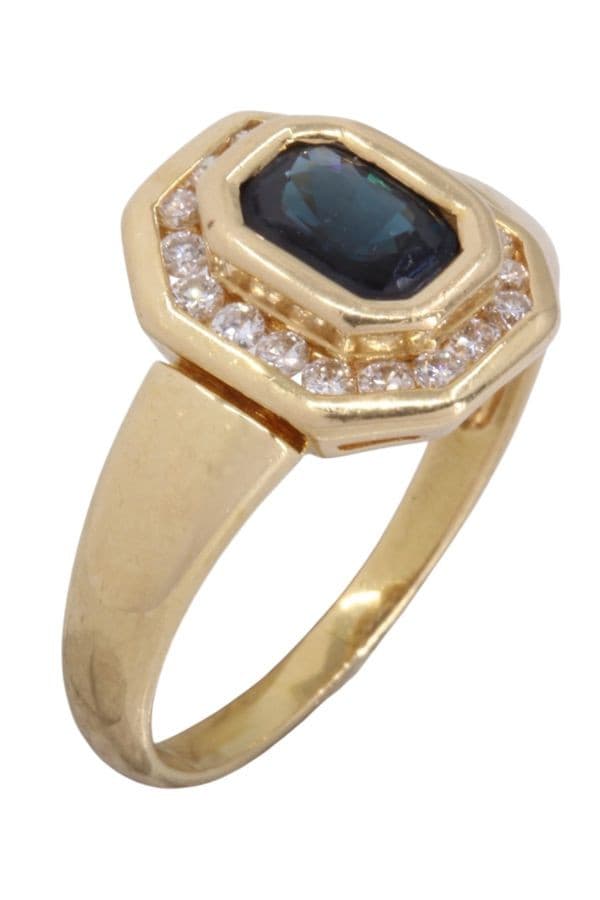 BAGUE MODERNE SAPHIR ET DIAMANTS — vue 3