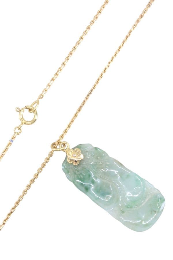 COLLIER MODERNE EN JADE — vue 3