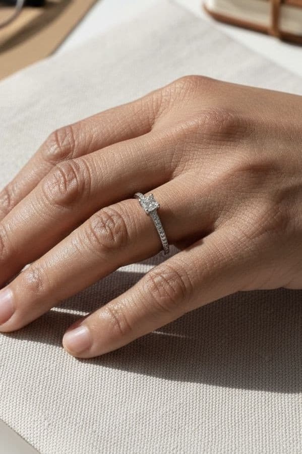 BAGUE TIFFANY & CO "TIFFANY TRUE" — vue 2