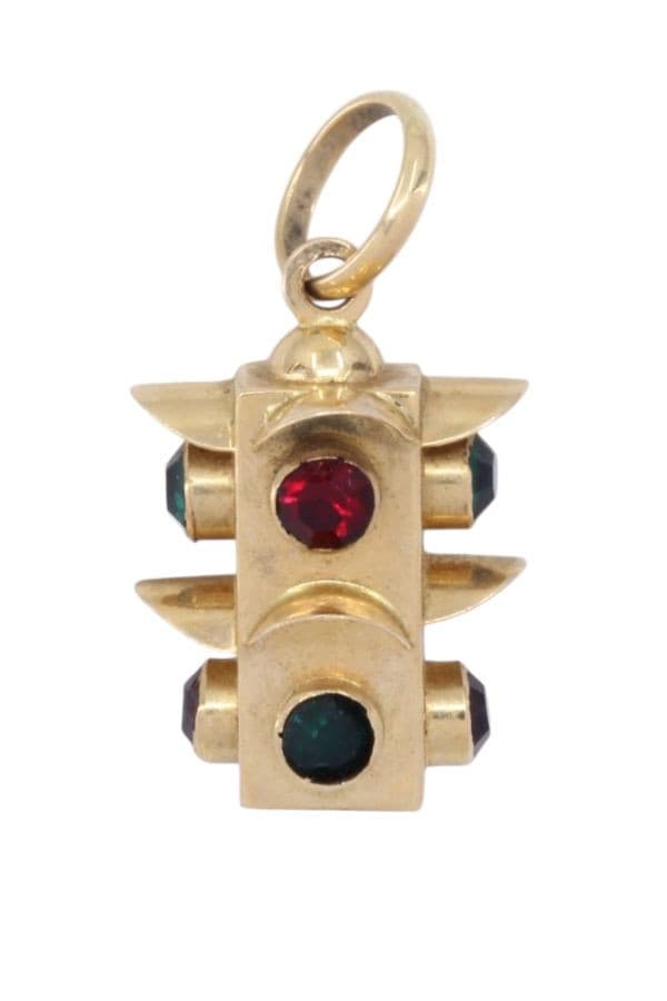 PENDENTIF BRELOQUE ANCIEN — vue 3