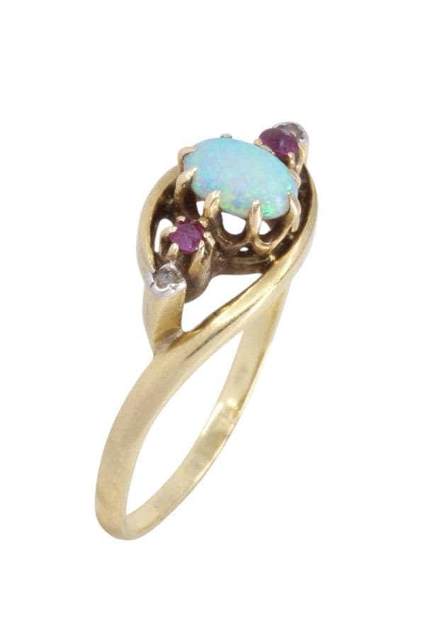 BAGUE OPALE ANCIENNE — vue 3