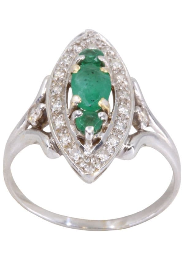 MARQUISE MODERNE ÉMERAUDES ET DIAMANTS